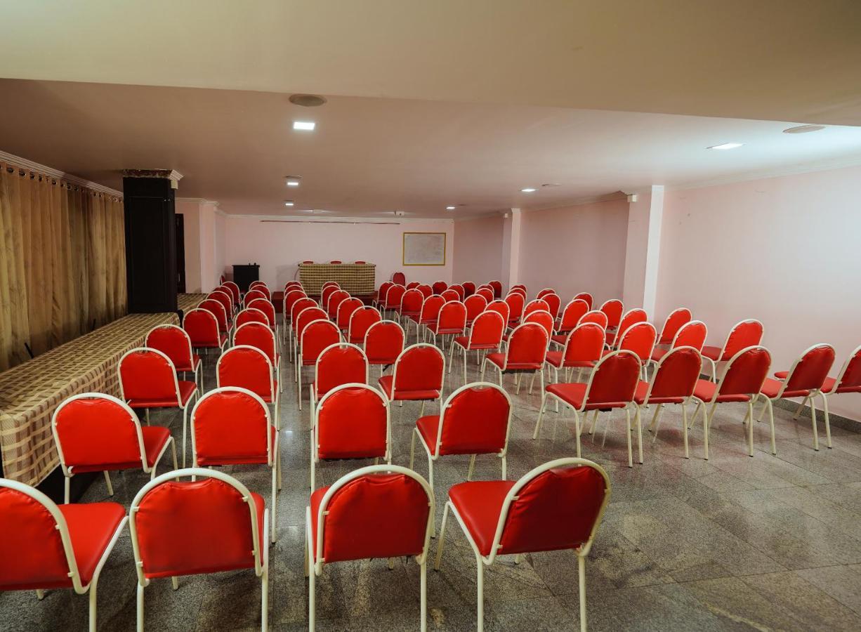Hotel Oneiro Thrissur Extérieur photo
